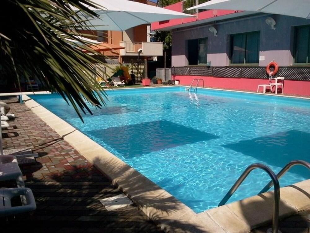 Hotel Edward Bellaria-Igea Marina Dış mekan fotoğraf