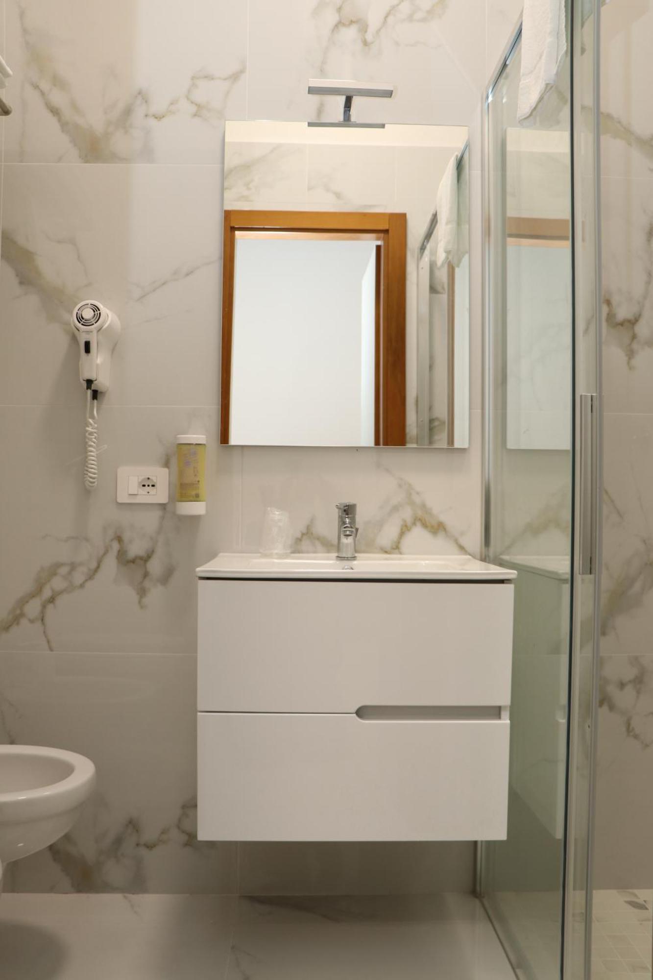 Hotel Edward Bellaria-Igea Marina Dış mekan fotoğraf