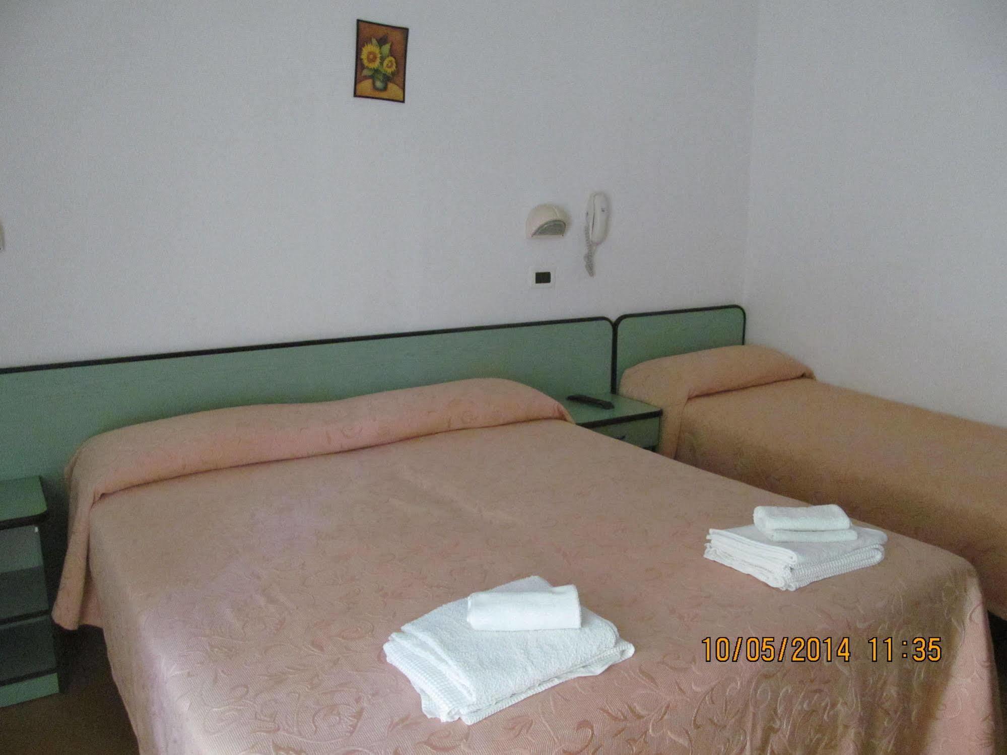 Hotel Edward Bellaria-Igea Marina Dış mekan fotoğraf